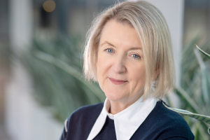 Headshot of Elaine Jackson